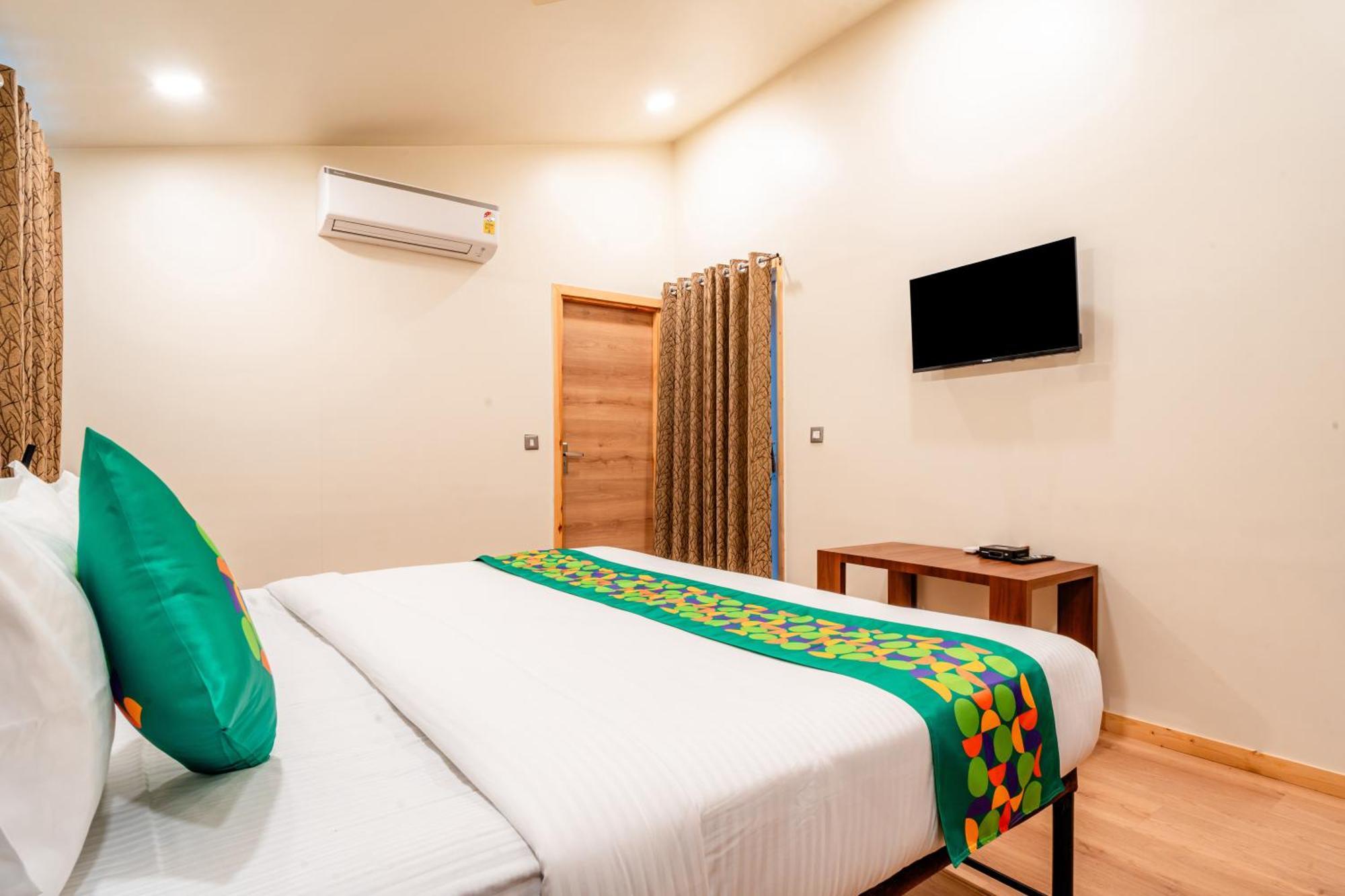 Treebo Premium Mowgli'S Den, Pench Hotel Khawāsa Eksteriør billede