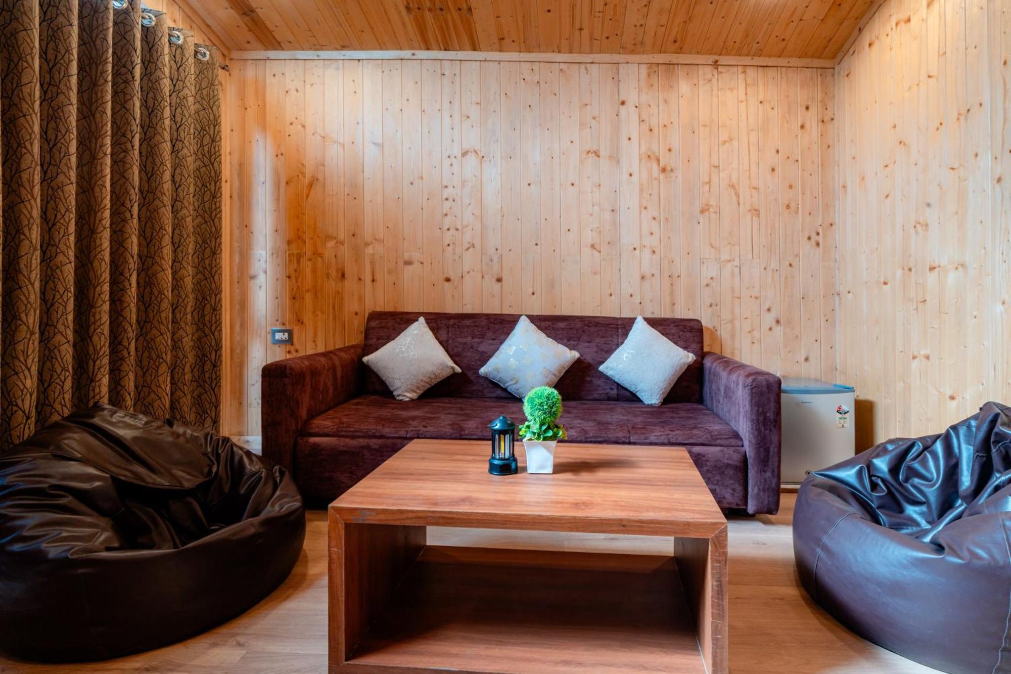 Treebo Premium Mowgli'S Den, Pench Hotel Khawāsa Eksteriør billede