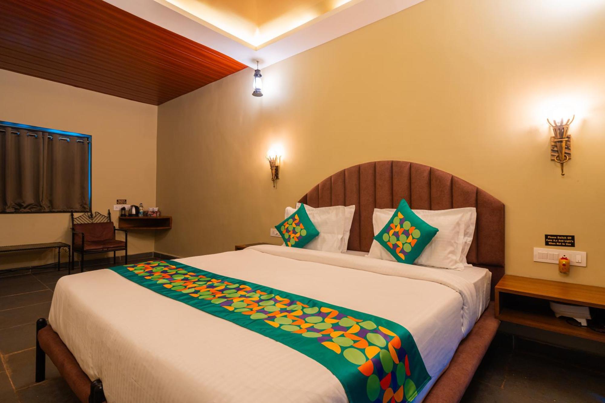 Treebo Premium Mowgli'S Den, Pench Hotel Khawāsa Eksteriør billede